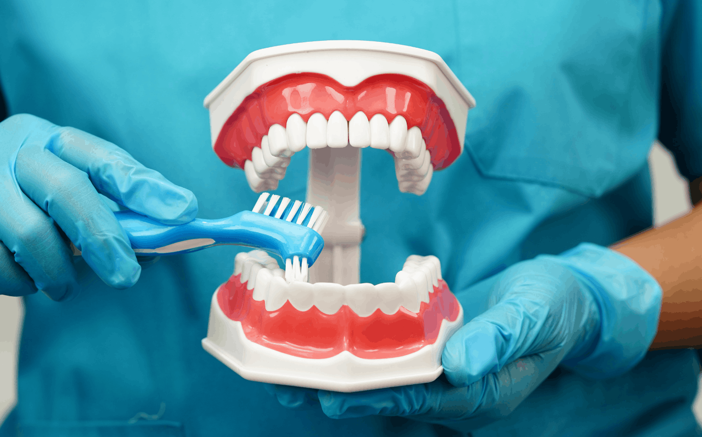 Perawatan Gigi Profesional – Rina Dental Clinic